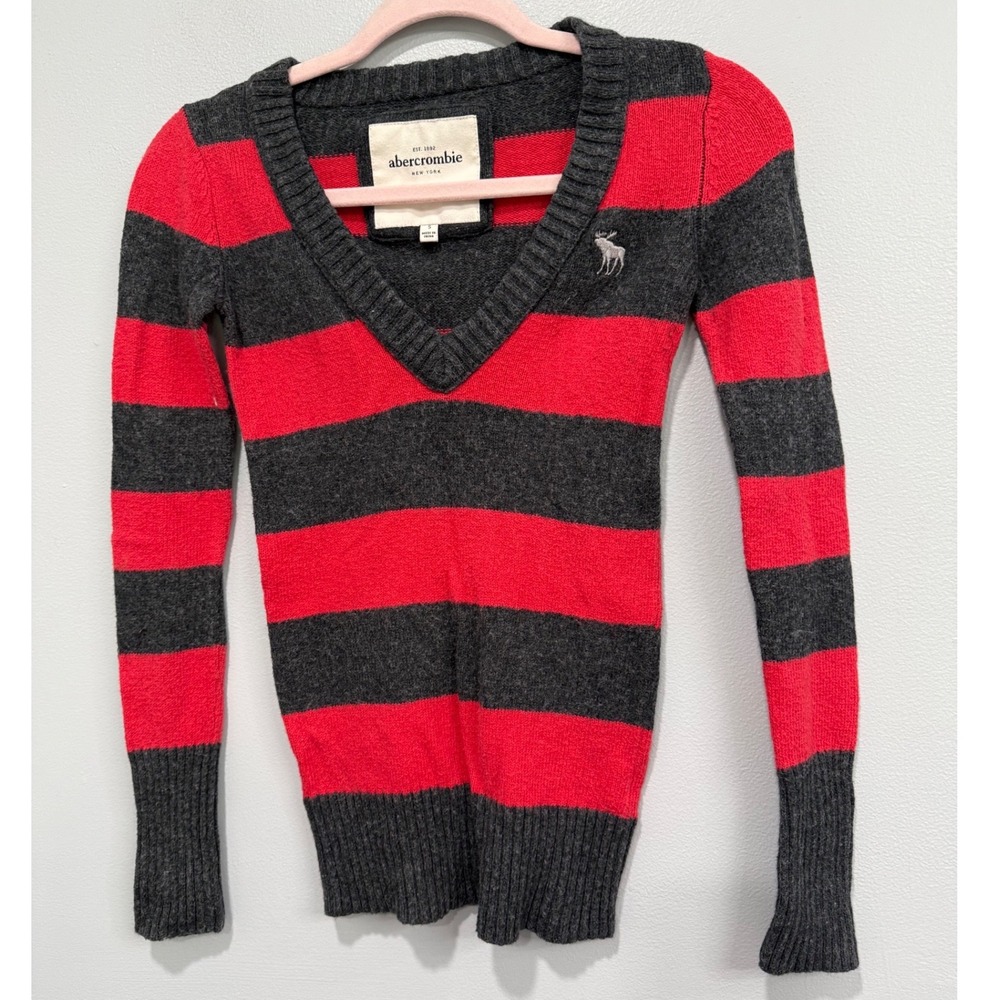 Abercrombie & Fitch Red Striped V-Neck Sweater Sm vtg Cotton y2k twilight Bella